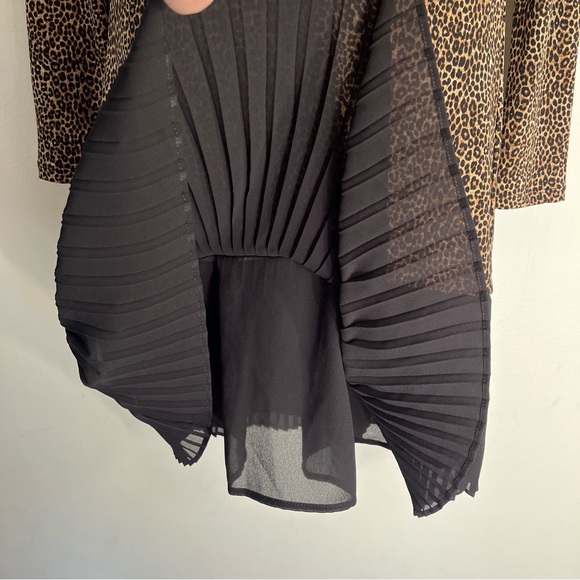 NWOT Michael Kors Drop Hem Leopard Long Sleeve Dress Pleated Stretchy Size XS - Picture 5 of 11